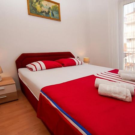 Apartment Ajdukovic Vodice Kültér fotó