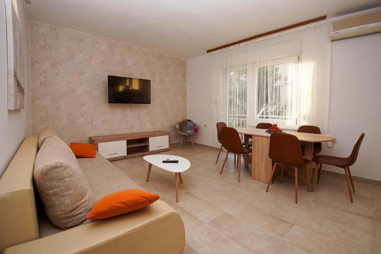 Apartment Ajdukovic Vodice Kültér fotó