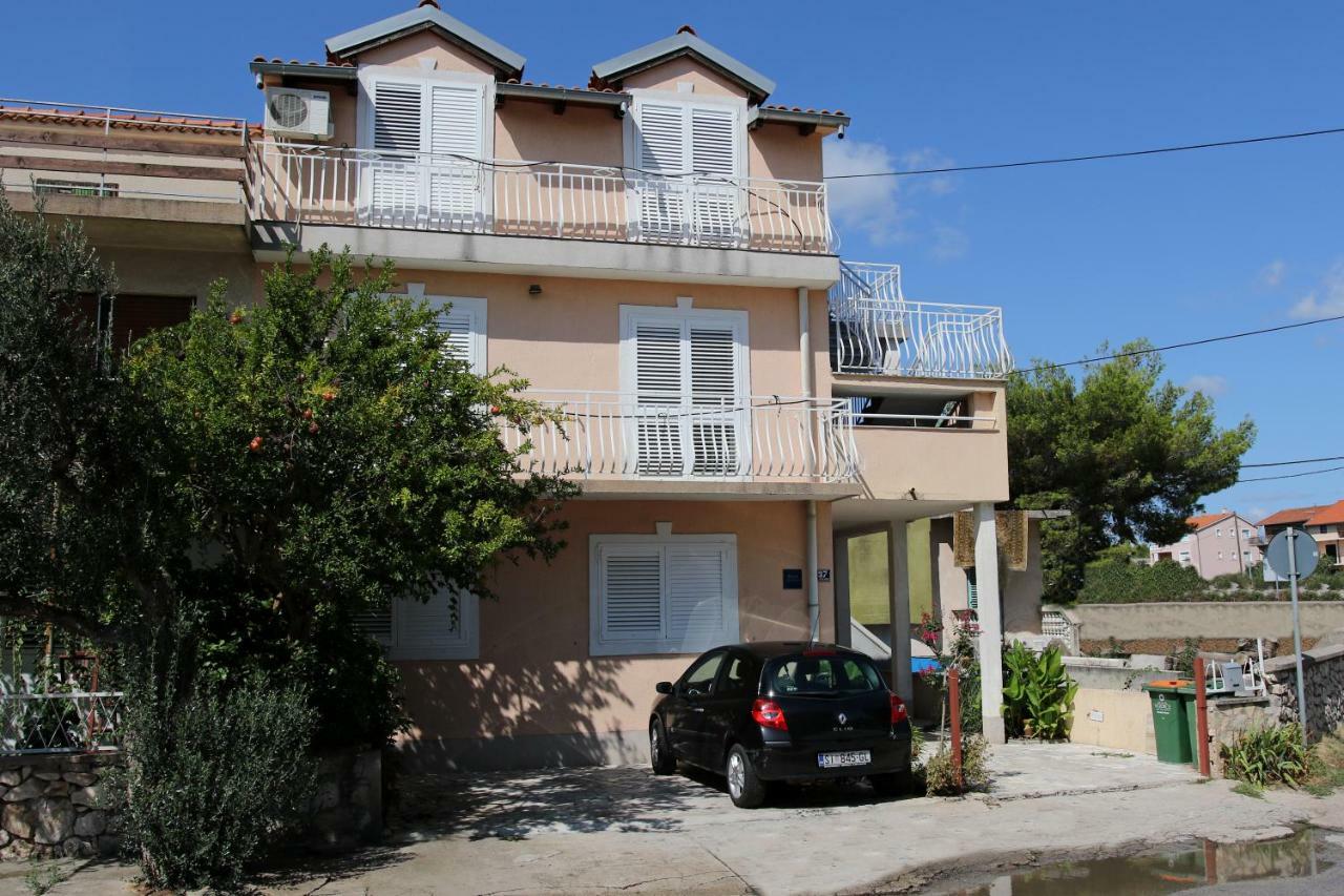 Apartment Ajdukovic Vodice Kültér fotó